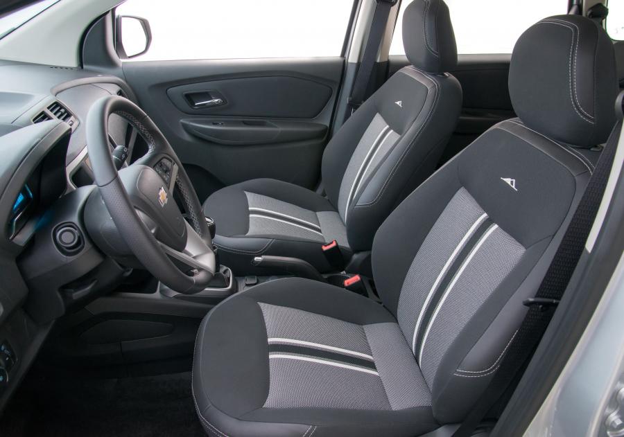 Интерьер Chevrolet Spin Activ 2014 года  (фото 15 из 16)